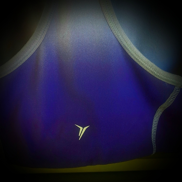 Old Navy Active Go Dry Sports Bra - Picture 5 of 7